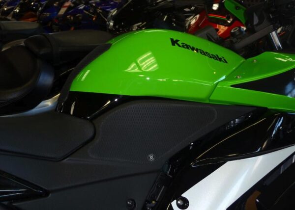GRIPSTER TANK GRIPS,KAWASAKI NINJA 250  (2008 - 12)                                          