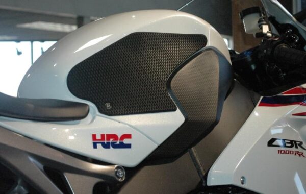 GRIPSTER TANK GRIPS,HONDA CBR 1000  (2012 - 2016), Includes TP6-SS                               
