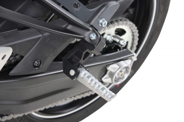 Passenger footrest lowering set Black Yamaha MT-07 (2014-2017)