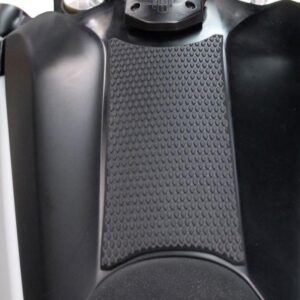 CENTER TANK PRO 13
