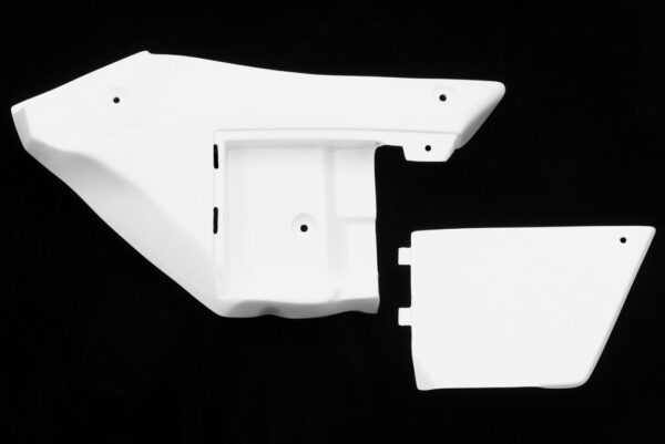 Yamaha YZF-R1 2015 - 2018 left side panel with OEM positioned ECU (1 Dzus) Avio Fiber