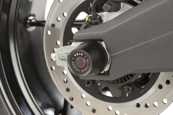SWING ARM PROTECTOR R6 06-16 C/BLACK