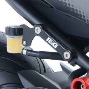 Rear Footrest Plates (pair, silver) with reservoir holder, Yamaha MT-07